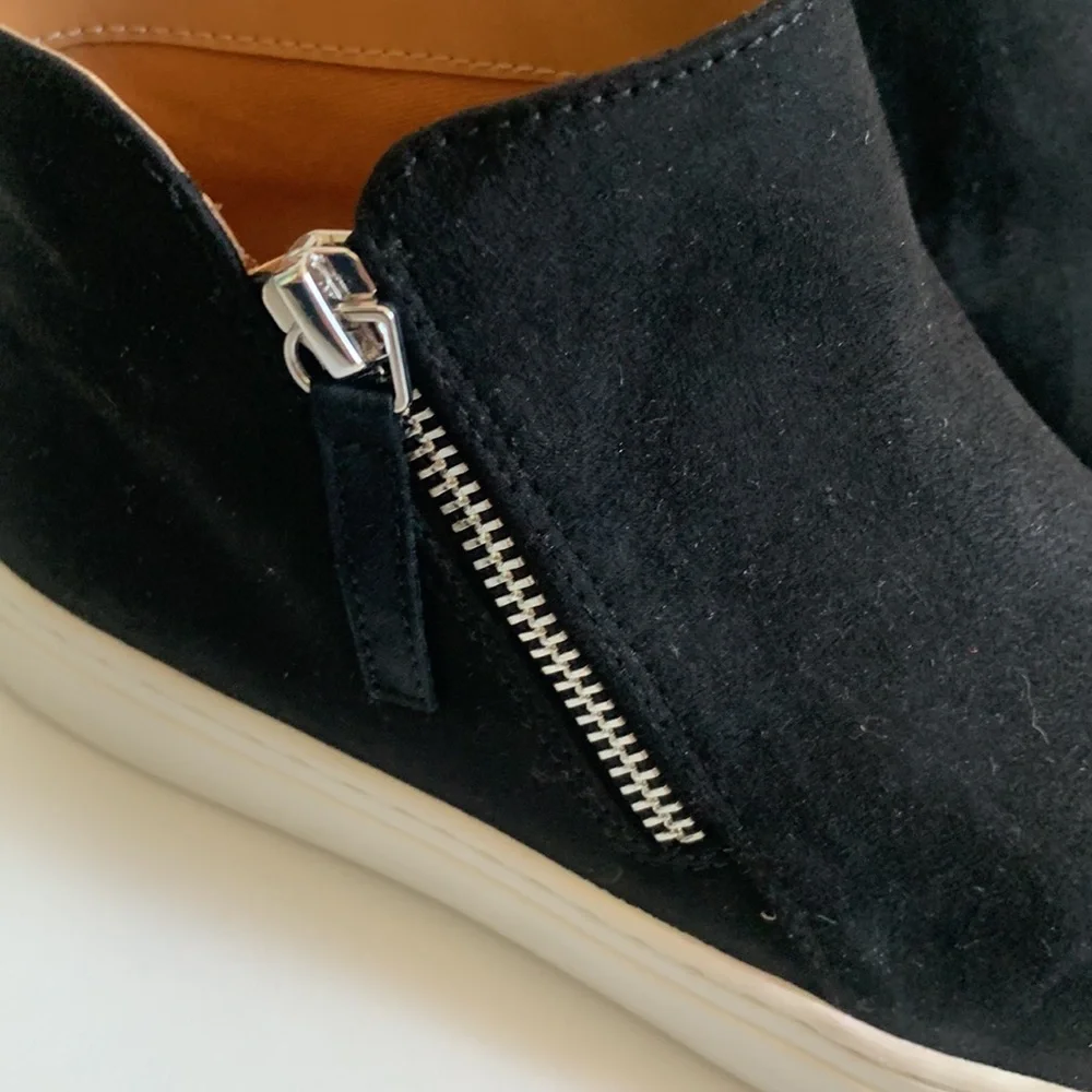 J.Crew Faux suede hight top boots‎ black Size 7.5